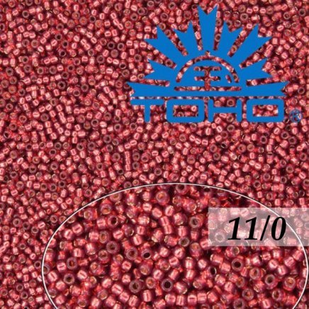 Toho Rokajl 11/0 - Silver-Lined Milky Pomegranate 8g (č.2113)