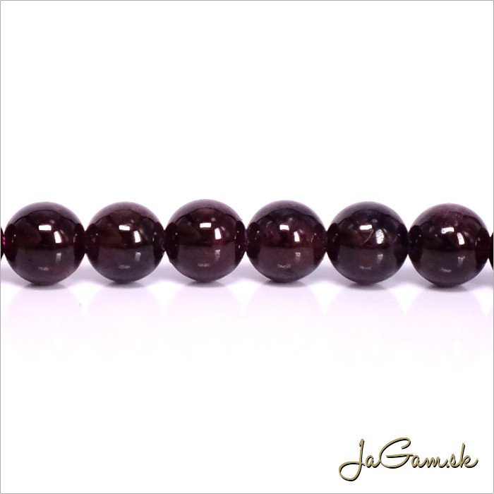 Minerál Garnet/granát 6mm 10ks (13760)