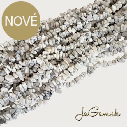 Minerál Howlite zlomky, šnúra cca 80cm (min_zl17018)