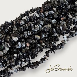 Minerál Obsidián zlomky, šnúra cca 80cm (min_zl17017)