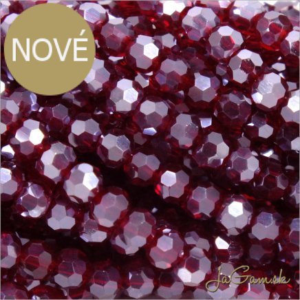 Sklenené brúsené korálky - ohňovky 3mm červená tm.s listrom, 60ks (5099)