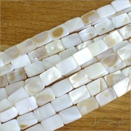 Perleť prírodná - korálky 12x8mm, šnúra cca 40cm (18013)