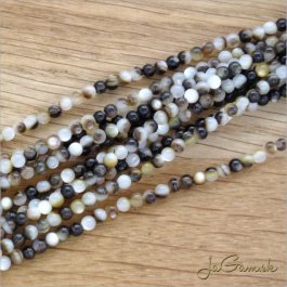 Perleť prírodná korálka 3mm, šnúra cca 40 cm (18019)